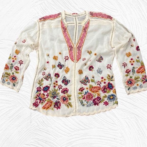 Johnny Was Small Maude Blouse Cream Embroidered Tunic Floral Butterflies Boho - Picture 3 of 9